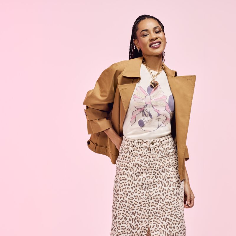 Minnie Mouse Lace Detail Raglan Tee LFlifestyle1 view 2